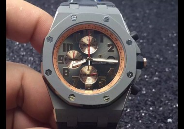 AP17738 - Royal Oak Offshore Chrono SS LT Japan Quartz